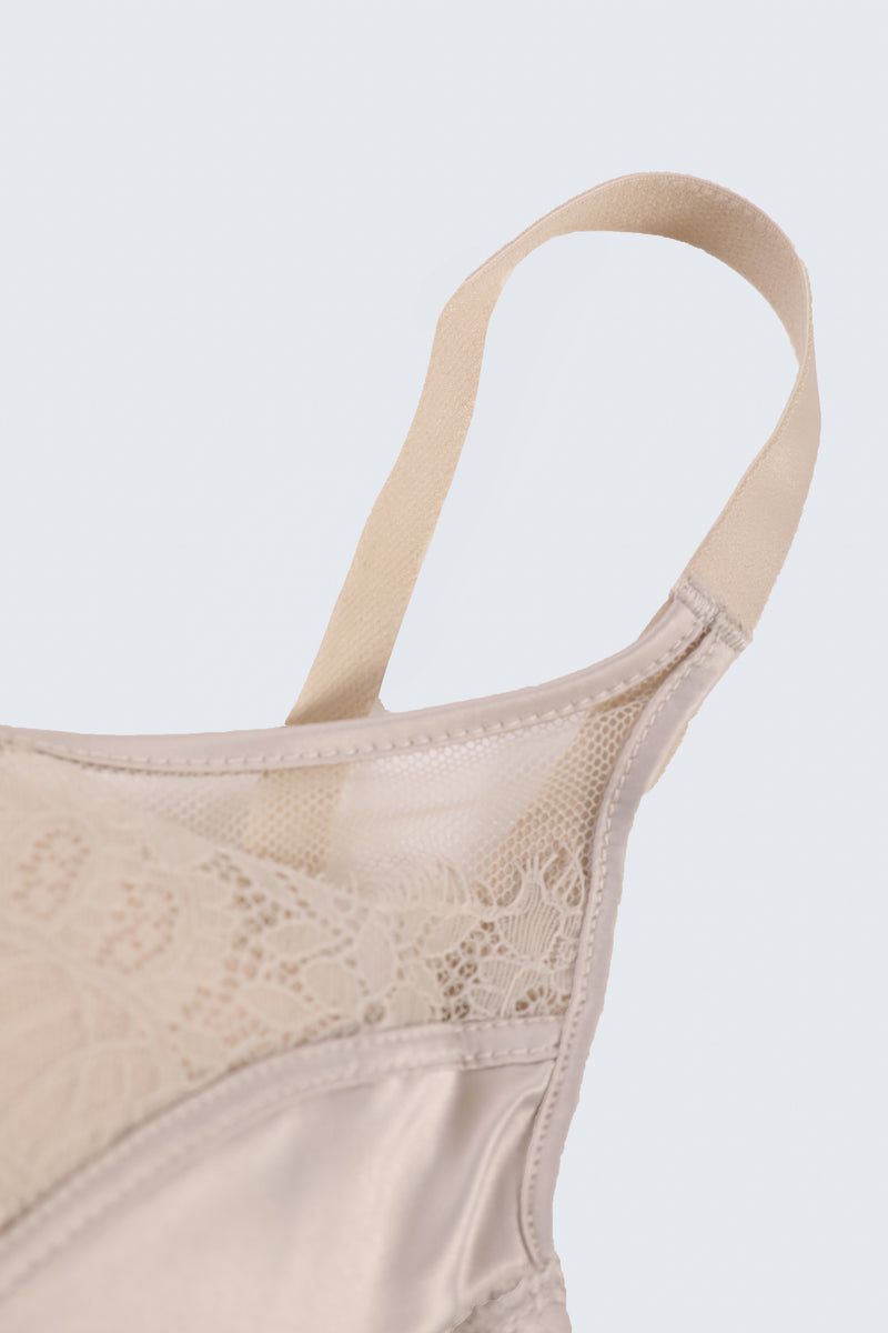 Lace non-wired push-up bra